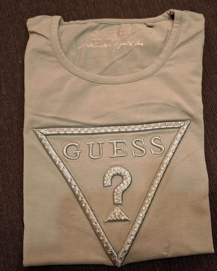 Zachtgroene longleeve shirt merk " Guess" maat medium /40, Kleding | Dames, Maat 38/40 (M), Guess, Ophalen of Verzenden, Zo goed als nieuw