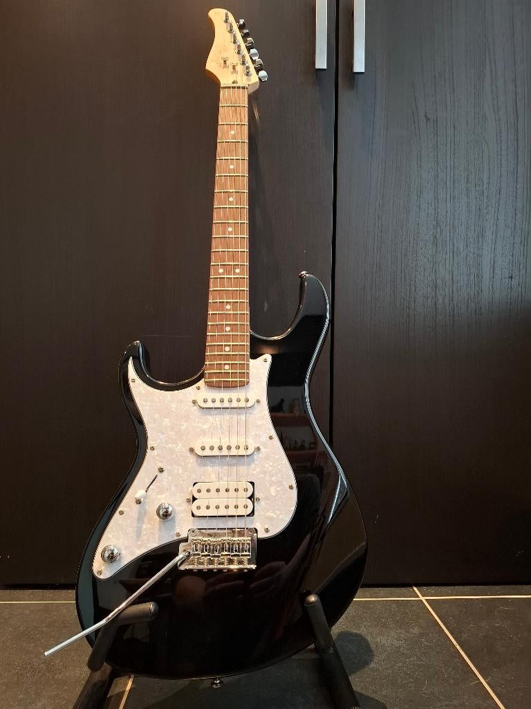 Guitare électrique pour gaucher, Musique & Instruments, Enlèvement ou Envoi, Comme neuf, Solid body, Ibanez