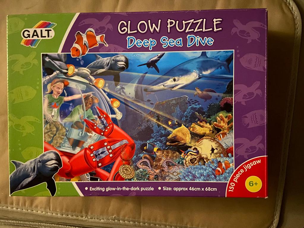 Glow puzzel Deep sea dive 150 stukken, Ophalen, Zo goed als nieuw