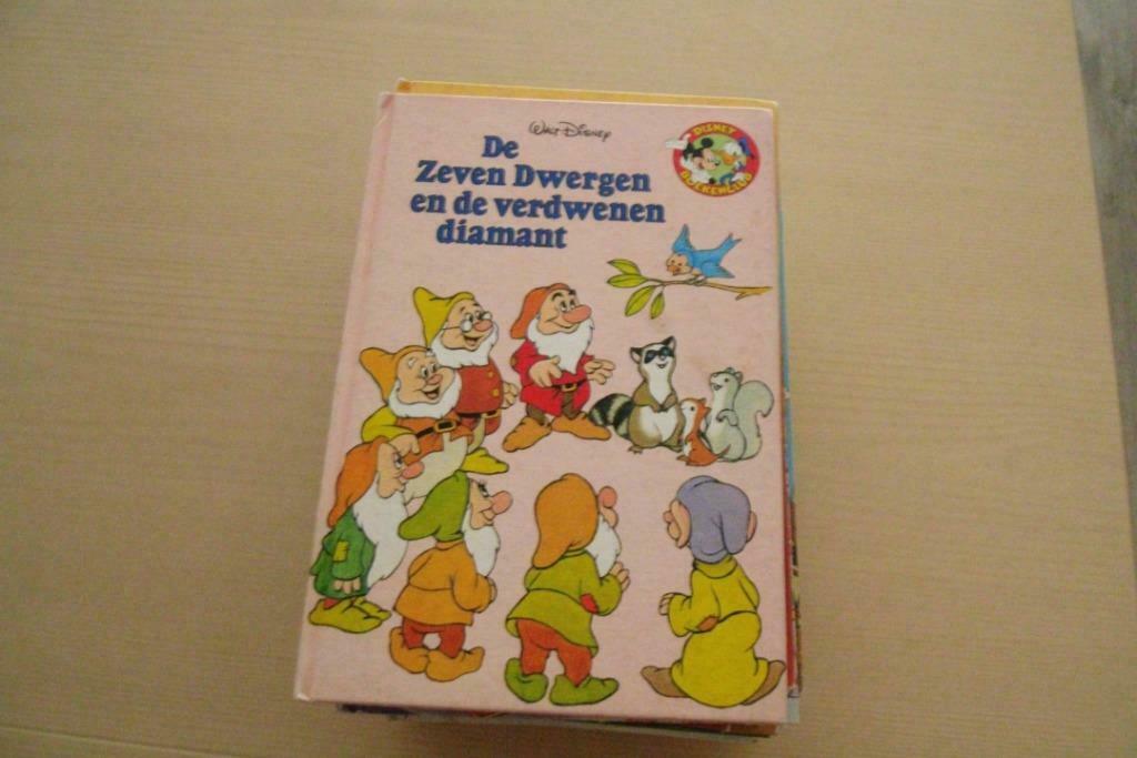 15 walt disney boeken, Boeken, Kinderboeken | Jeugd | 10 tot 12 jaar, Gelezen, Ophalen of Verzenden