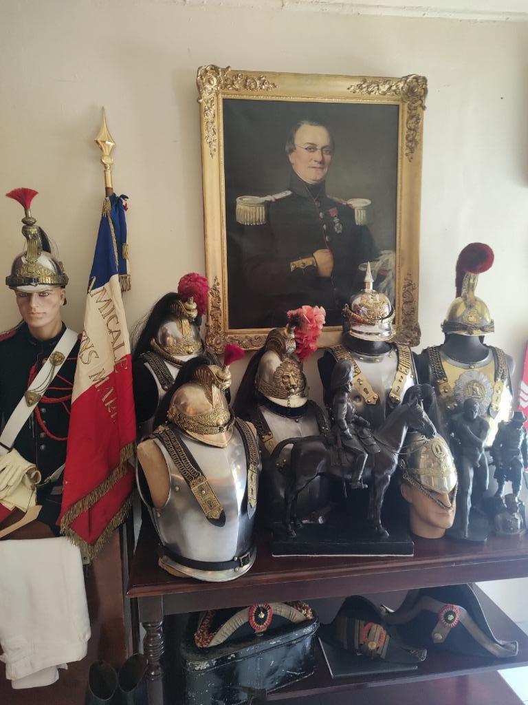 Lot Antiek Militaria Le Bibelot, Verzamelen, Militaria | Algemeen, Verzenden