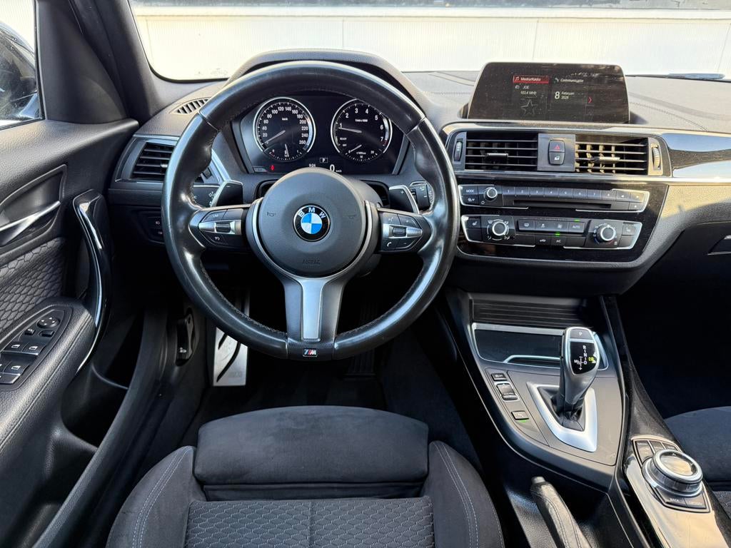 BMW 120i Sport automaat - alcantara - Hifi, Autos, Argent ou Gris, Achat, Entreprise, 5 portes