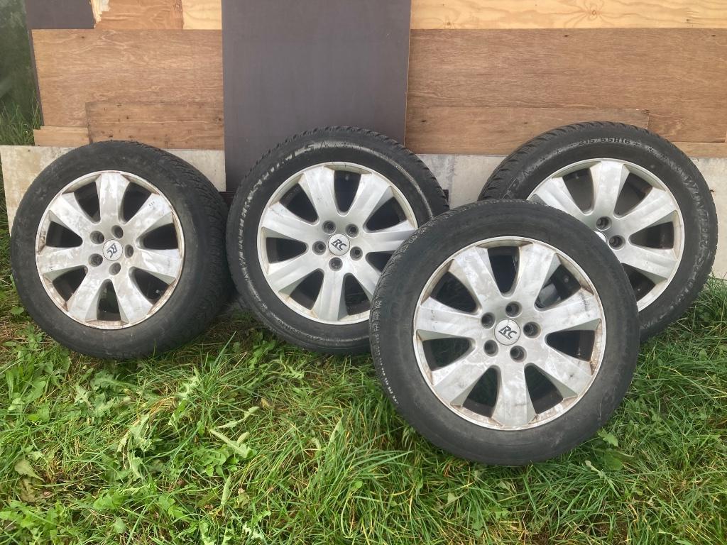 Banden en velgen voor Volvo, Ophalen, 16 inch, Banden en Velgen, Winterbanden