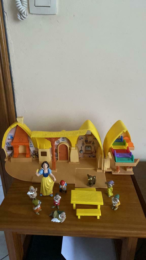 Ancienne maisonnette musicale blanche neige et les 7 nains, Collections, Disney, Comme neuf