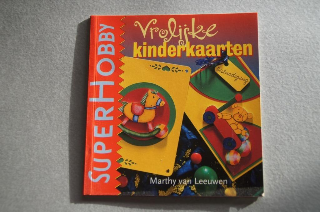 knutselboekje Vrolijke kinderkaarten, Ophalen of Verzenden, Zo goed als nieuw, Overige typen