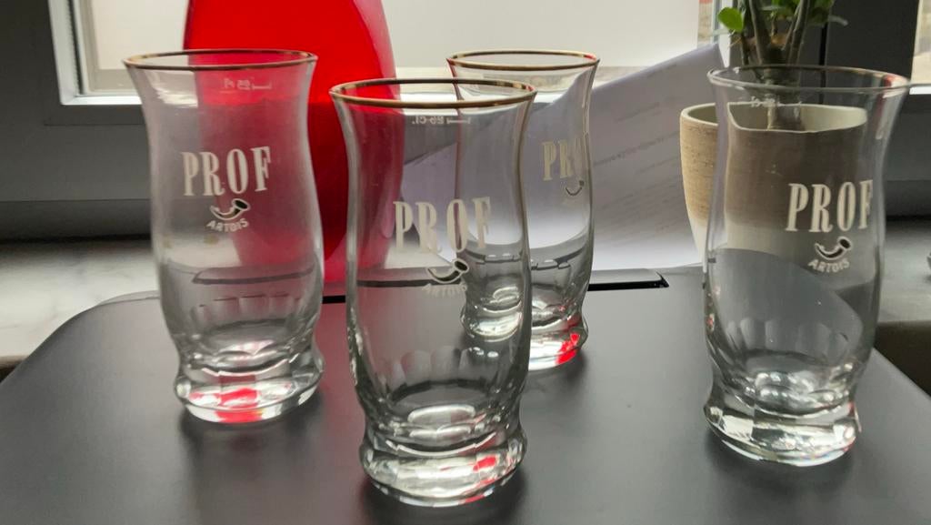 4 oude stella artois kelkglazen, Enlèvement ou Envoi, Utilisé, Verre à bière