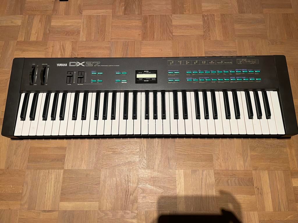 Yamaha DX27 Programmable Algorithm Synthesizer, Enlèvement, Comme neuf, Yamaha
