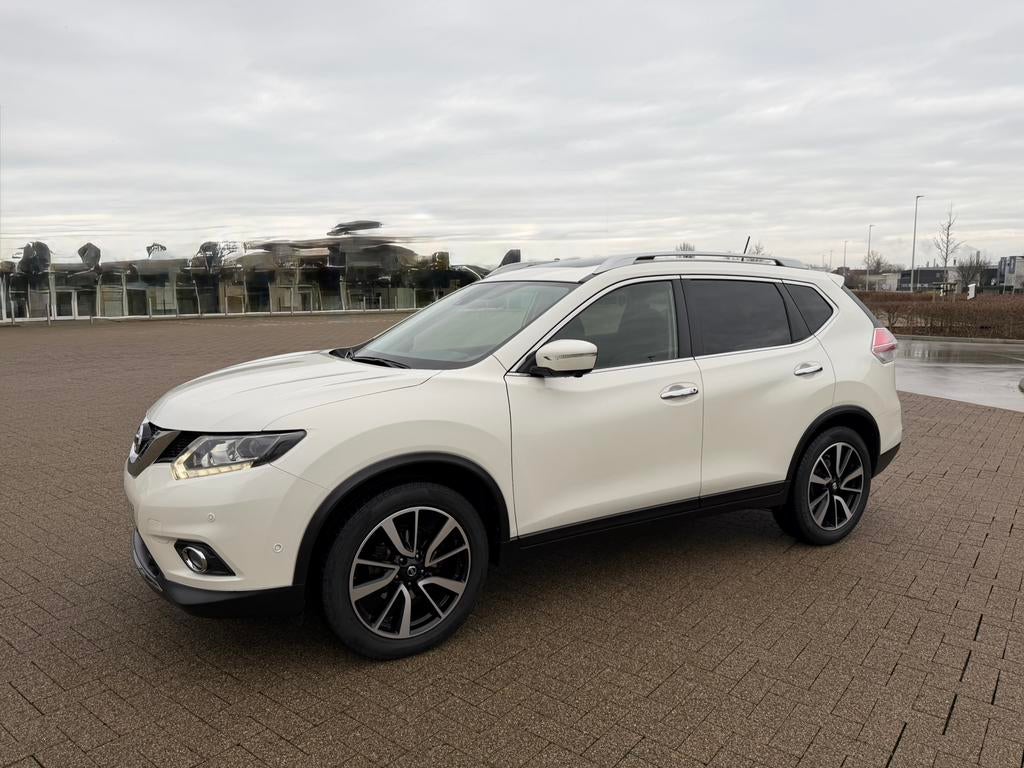 Nissan X-Trail 1.6i DIG-Turbo 2WD Benzine., Auto's, USB, 4 cilinders, Wit, Bedrijf