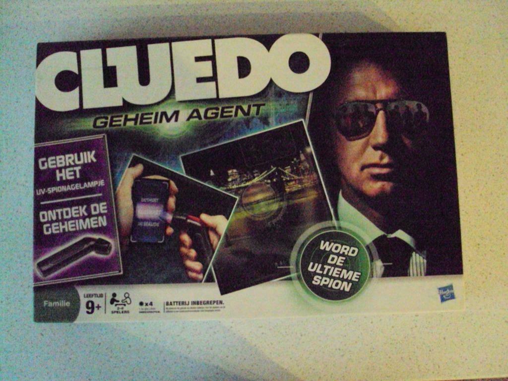 "Cluedo Geheim Agent" van Hasbro., Trois ou quatre joueurs, Enlèvement ou Envoi, Comme neuf