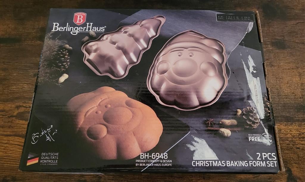 Moule à pâtisserie de Noël 2 pièces dans 1 boîte *Nouveau*, Enlèvement ou Envoi, Comme neuf