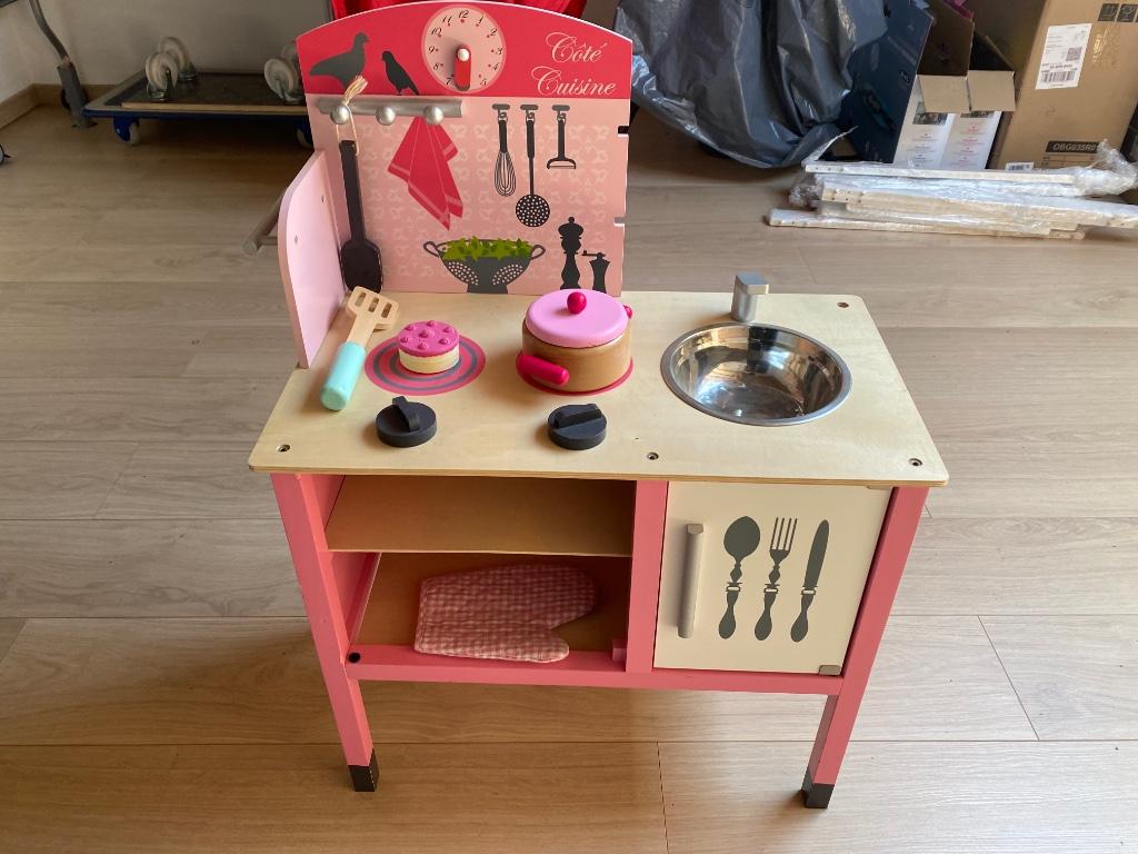 Cuisine enfant, Enlèvement, Utilisé