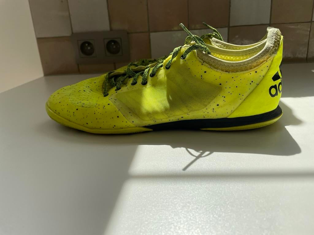 Voetbalschoenen maat 44, Sport en Fitness, Voetbal, Ophalen of Verzenden, Gebruikt