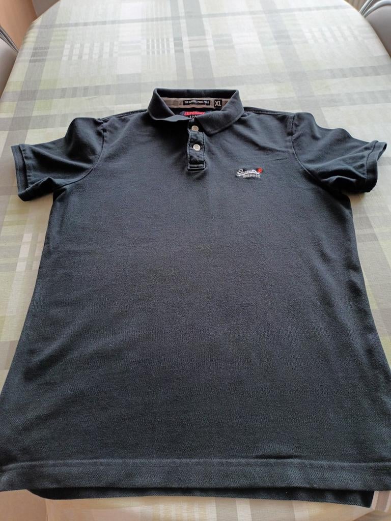 Polo superdry voor in zeer goede staat maat XL kleur zwart., Enlèvement, Comme neuf, Taille 56/58 (XL), Noir