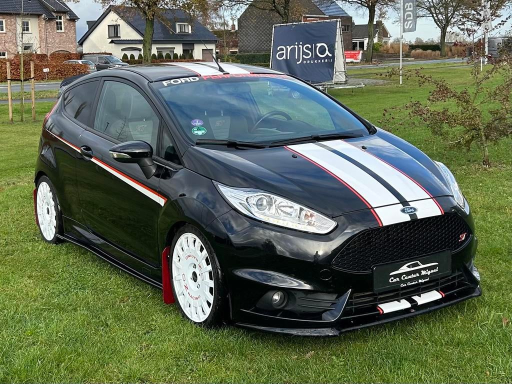 Ford Fiesta ST /Sportuilaat/lipkit/OZ wielen/…, Autos, Euro 5, Entreprise, Noir, 2 portes