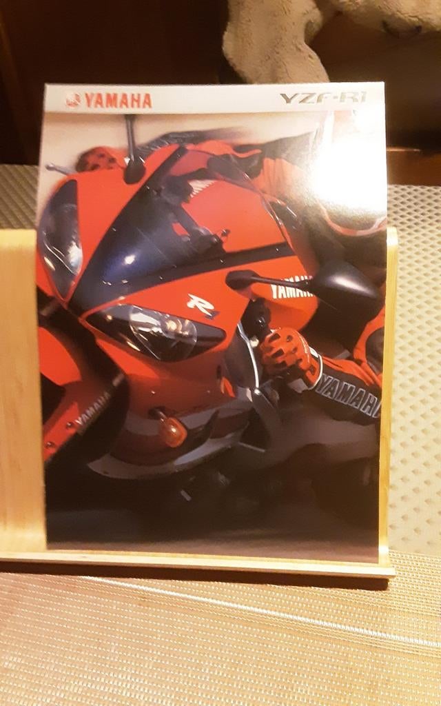 Yamaha yzf r1 brochure, Ophalen of Verzenden, Zo goed als nieuw