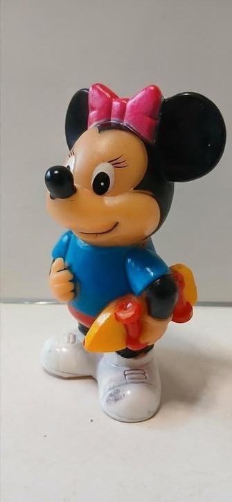 Minnie Mouse met skateboard, rubber, Verzamelen, Ophalen of Verzenden, Gebruikt