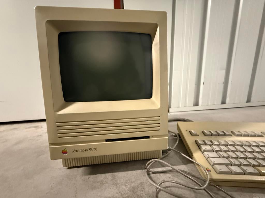 Macintosh SE 30 vintage, Computers en Software, Ophalen of Verzenden, Apple
