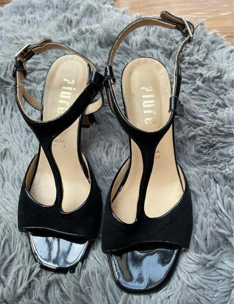 Zwarte open schoen met hiel - 36 - merk P.I.U.R.E., Pure, Enlèvement ou Envoi, Chaussures à haut talons, Comme neuf