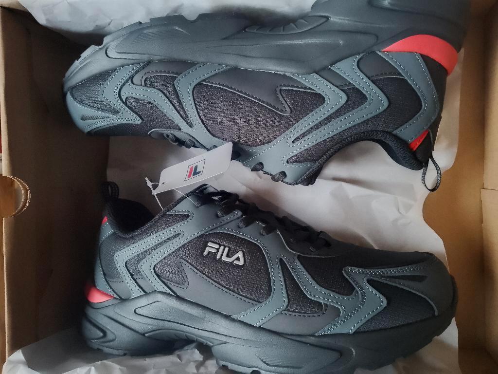 nieuw 45 fila heroic in originele doos stevige sneakers, Kleding | Heren, Schoenen, Verzenden, Nieuw, Sneakers, Fila