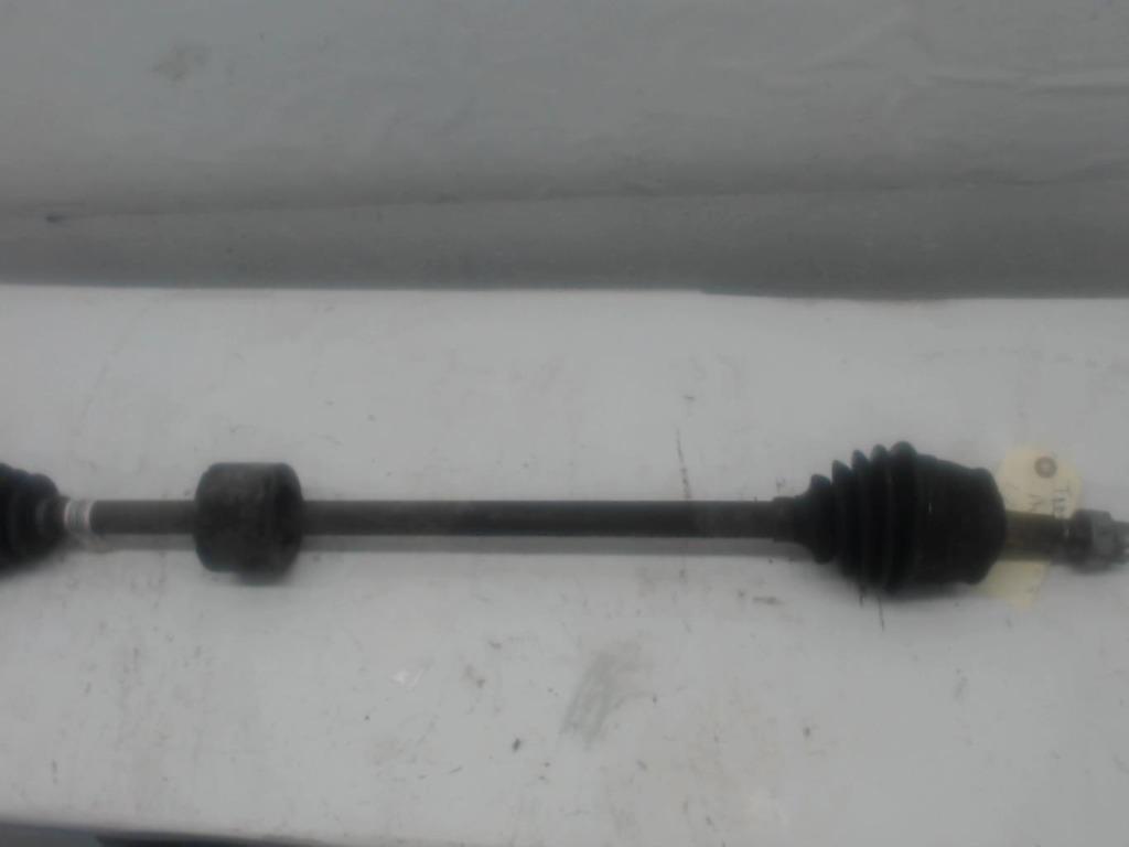 Cardan droit Fiat Grande Punto3 1.2i 51kw 2005-2013 LP/11871, Autos : Pièces & Accessoires, Enlèvement ou Envoi, Utilisé, Fiat