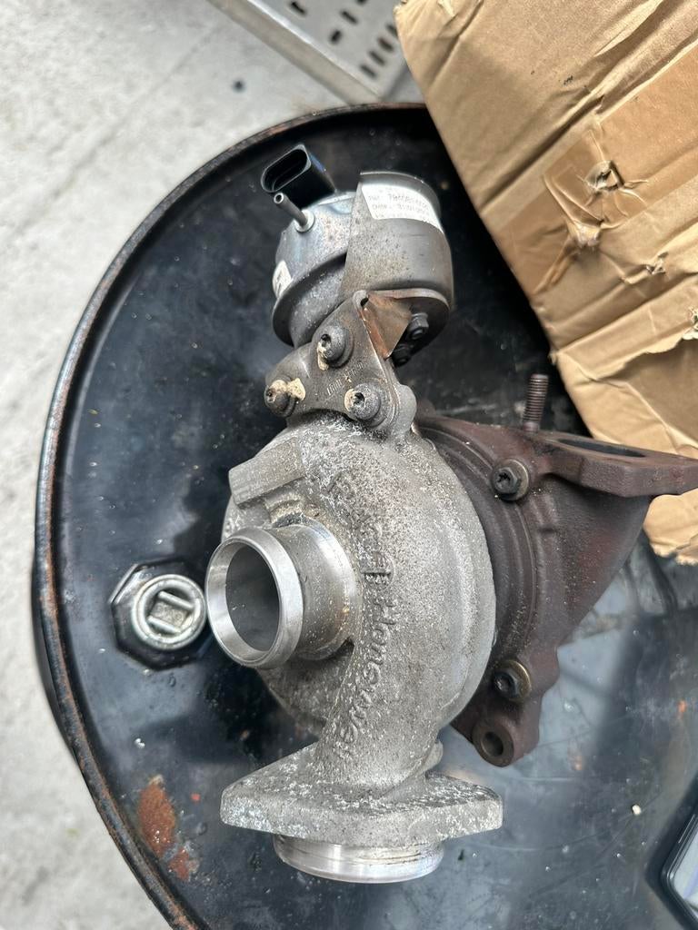 Turbo VW 2.0 TDI origine (14), Autos : Pièces & Accessoires, Utilisé, Audi