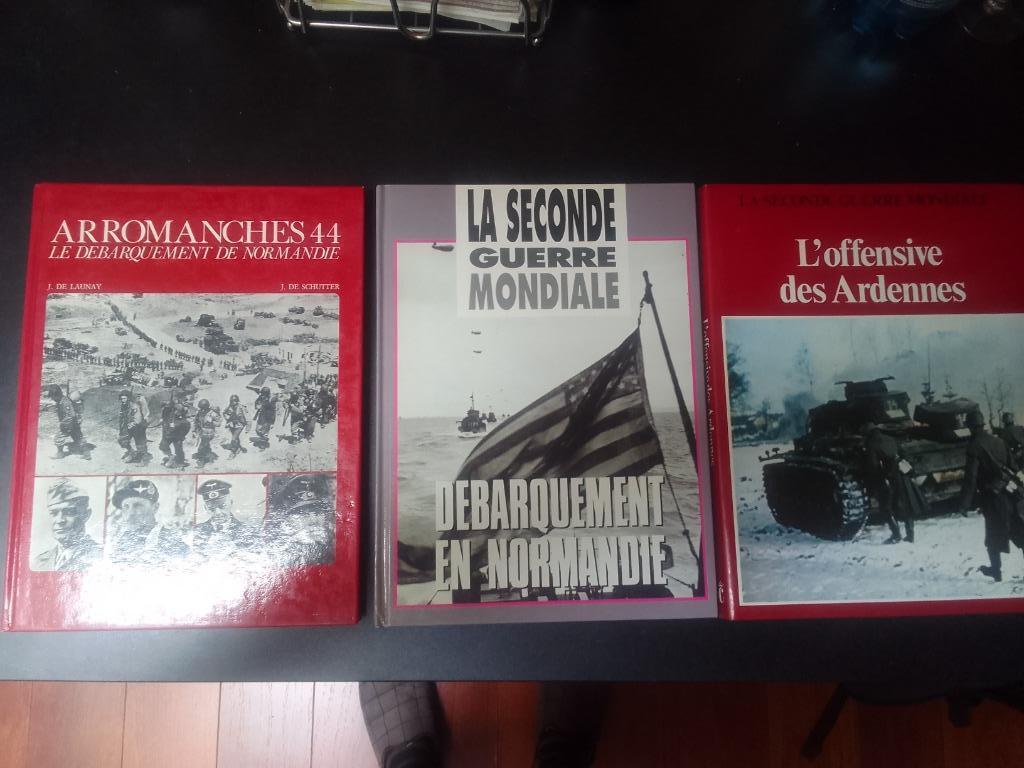 3 livres Débarquement de Normandie & offensive des Ardennes, Enlèvement ou Envoi, Comme neuf