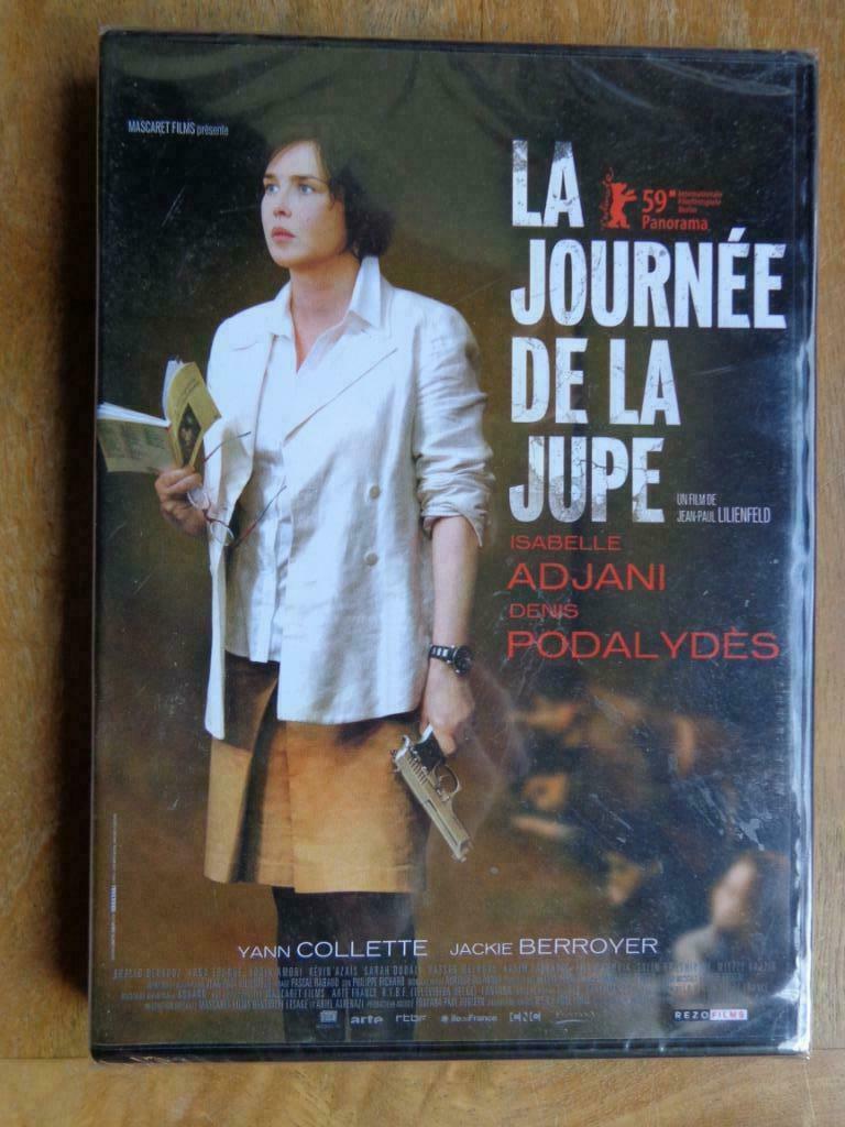 )))  La Journée de la Jupe  //  Isabelle Adjani  / Neuf  (((, Tous les âges, Enlèvement ou Envoi, Neuf, dans son emballage