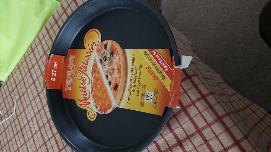 Bakplaat om taarten en pizza te bakken, Ophalen, Zo goed als nieuw