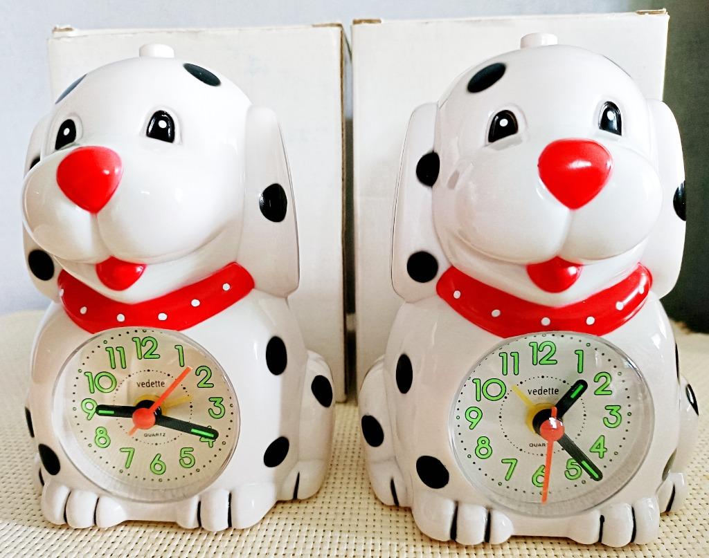 Réveil VEDETTE quartz, Dalmatien, sonnerie Lambada, neuf, Enlèvement ou Envoi, Neuf, Analogique, Réveil ou Horloge