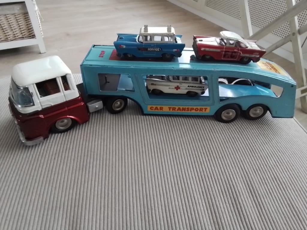Annes 60’ car transport en tôle + 3 autos friction, Enlèvement ou Envoi