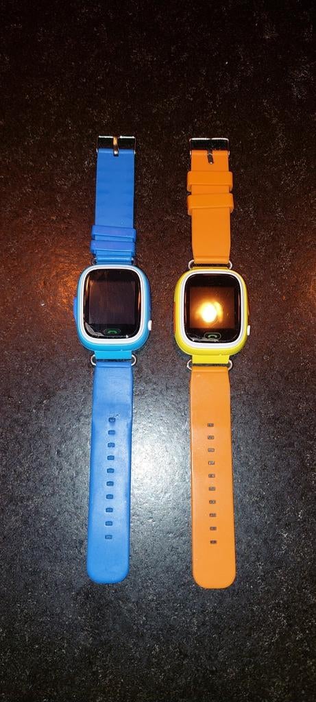 KUUS horloge voor kinderen (gps + belfunctie), Ophalen of Verzenden, Gebruikt, Blauw