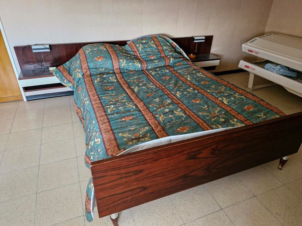 Vintage slaapkamer bed en kleerkast, Ophalen, Gebruikt, Tweepersoons