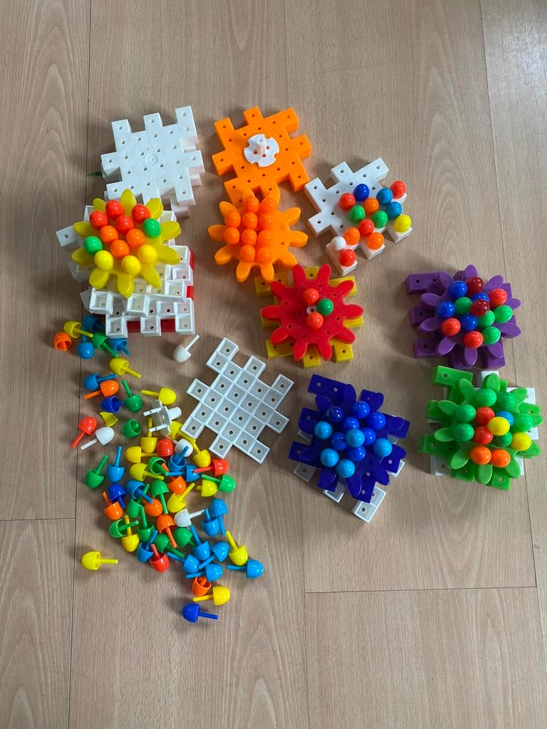 Tandwielset bloemen pinnetjes, Enlèvement ou Envoi, Comme neuf