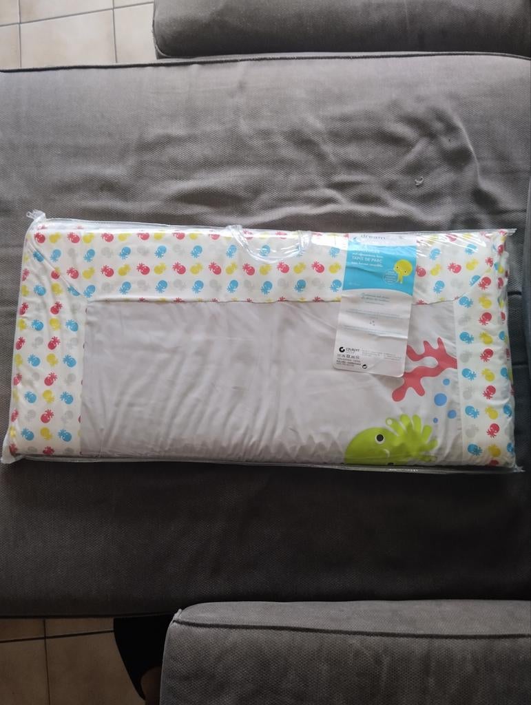 Nieuwe Parklegger Dreambee van Dreambaby nieuwprijs 43,95 €., Enfants & Bébés, Parcs, Enlèvement ou Envoi, Neuf, Carré, Tapis de parc