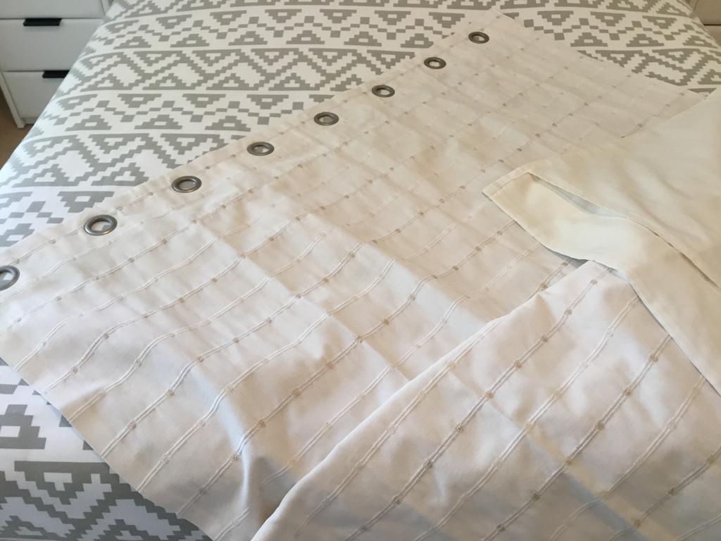 Draperie gevoerd,gebroken wit Hoogte:240 cm Breedte:160 cm, Ophalen, Wit