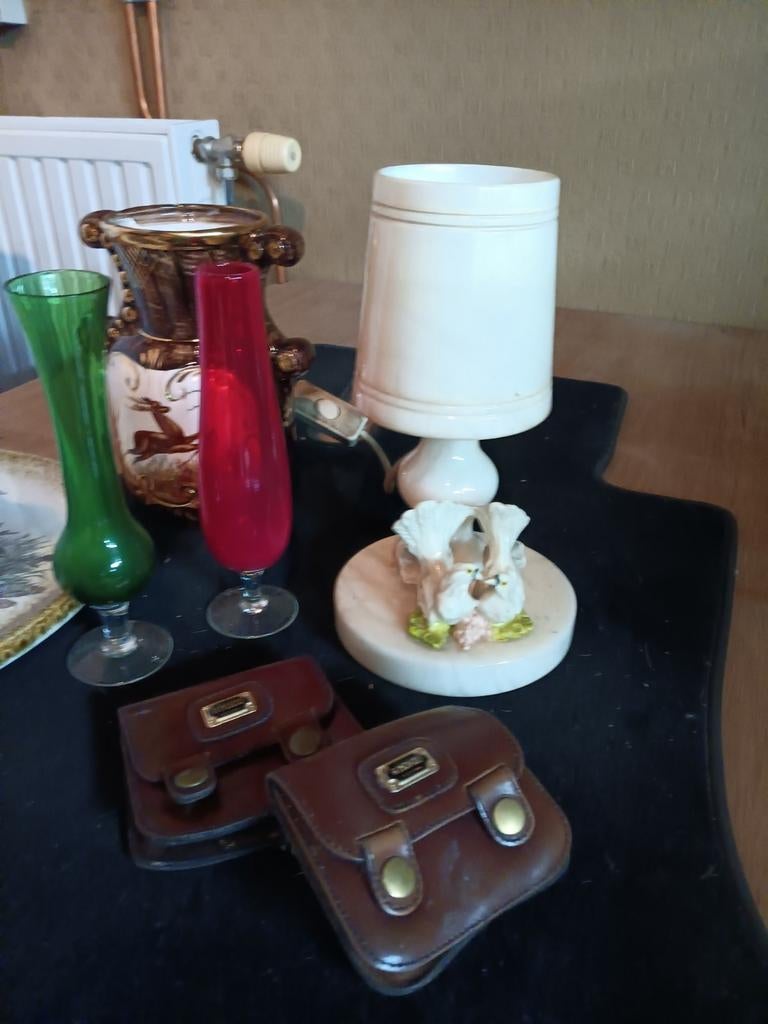 Marmeren schemerlamp, Enlèvement