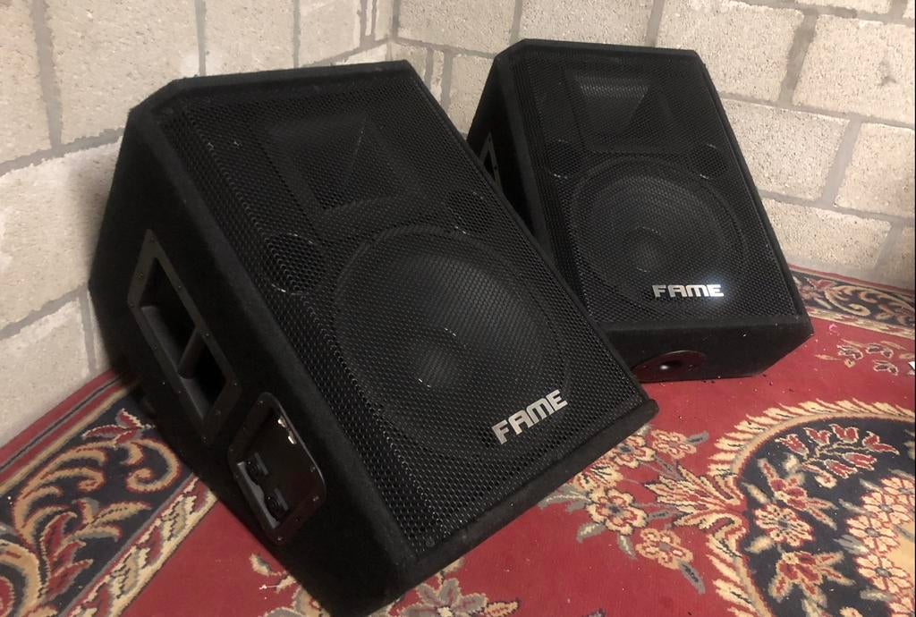 Geweldige Floor monitors (upgraded), Ophalen, Zo goed als nieuw