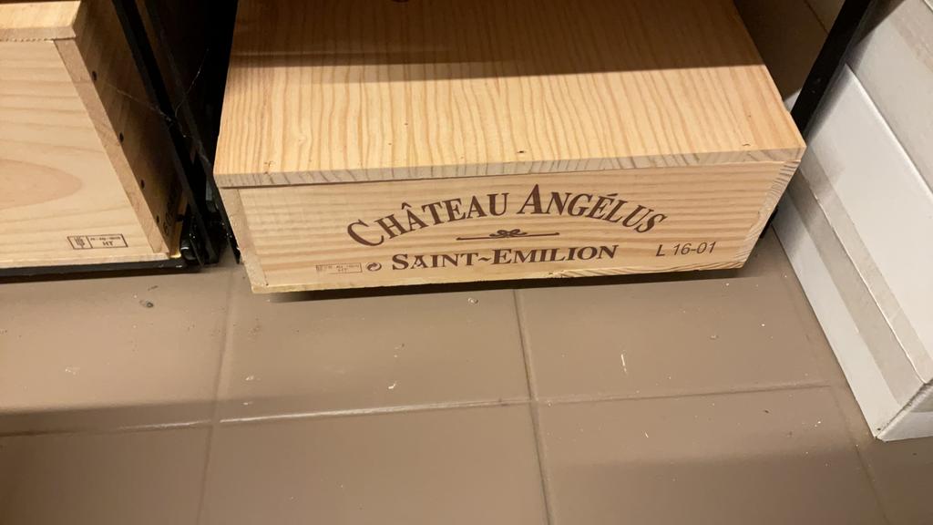 Chateau Angelus 1 grand cru classe, Verzamelen, Ophalen, Frankrijk, Nieuw, Rode wijn
