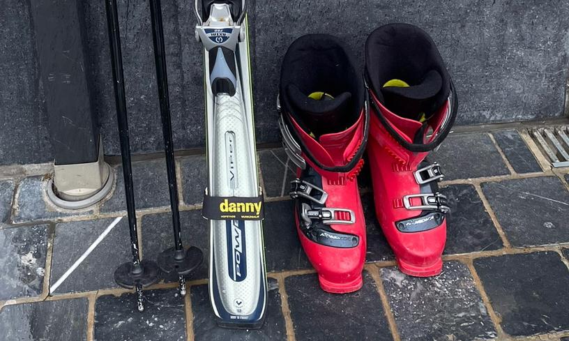 Ski uitzet, Sport en Fitness, Ophalen, Stokken, Zo goed als nieuw, Nordica