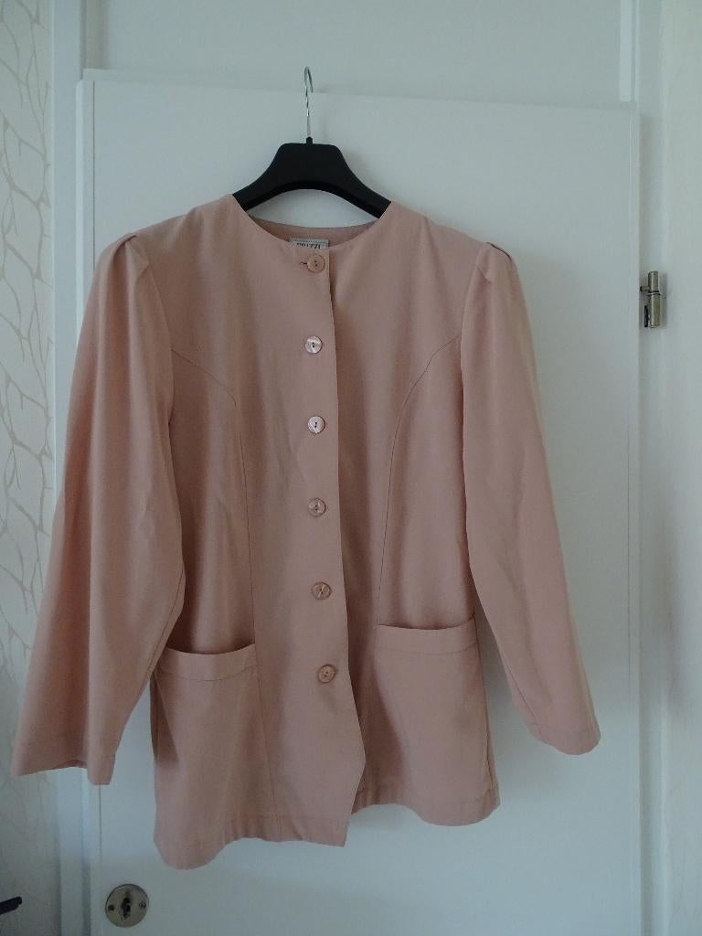 Poeder roze jasje M Pasteltint maat 38/40, Kleding | Dames, Jasjes, Kostuums en Pakken, Zo goed als nieuw, Jasje, Maat 38/40 (M)