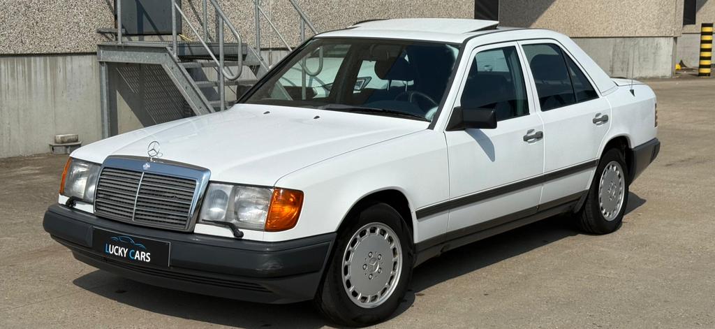 Mercedes 124 e260, Auto's, Mercedes-Benz, Automaat, Bedrijf, ABS, Te koop