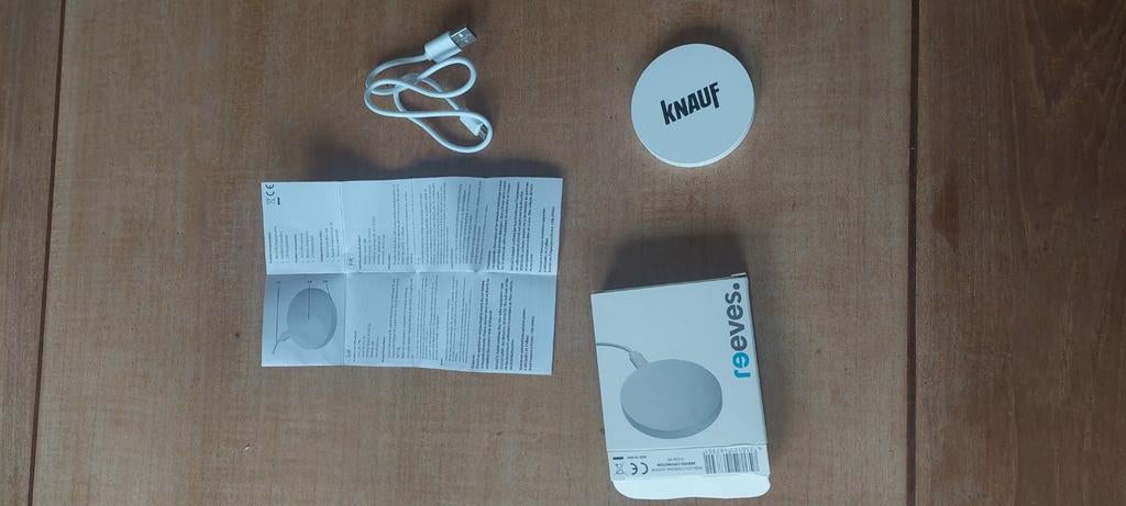 Chargeur sans fil REEVES-COVINGTON, Télécoms, Téléphonie mobile | Chargeurs pour téléphone, Neuf, Enlèvement