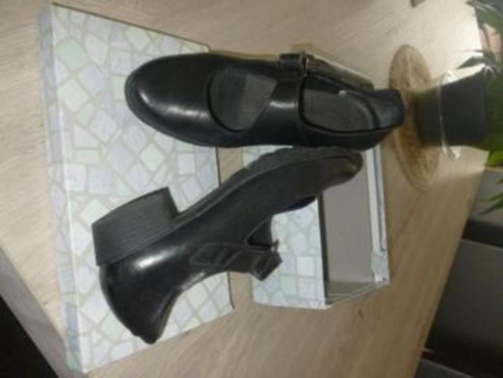 schoenen mephisto, Ophalen, Zo goed als nieuw, Zwart, Pumps