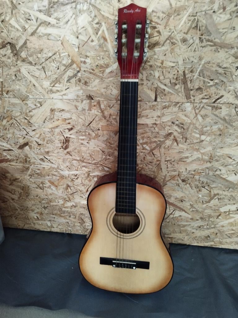 Speelgoed gitaar, Enlèvement, Utilisé