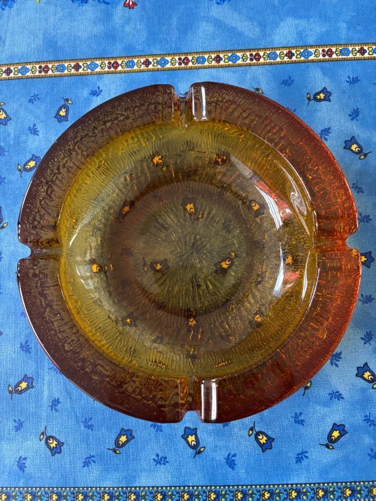 Prachtige vintage gekleurde glazen asbak voor €10, Antiek en Kunst, Ophalen