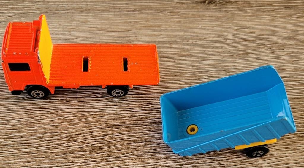 Matchbox: vrachtwagen en trailer (jaren '80), Ophalen of Verzenden, Gebruikt