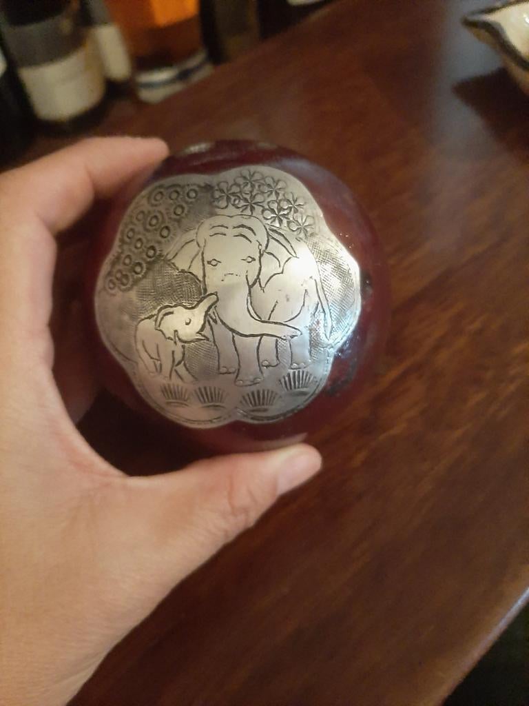 Houten souvenir doosje uit Thailand metalen deco + zeepbloem, Verzamelen, Ophalen of Verzenden