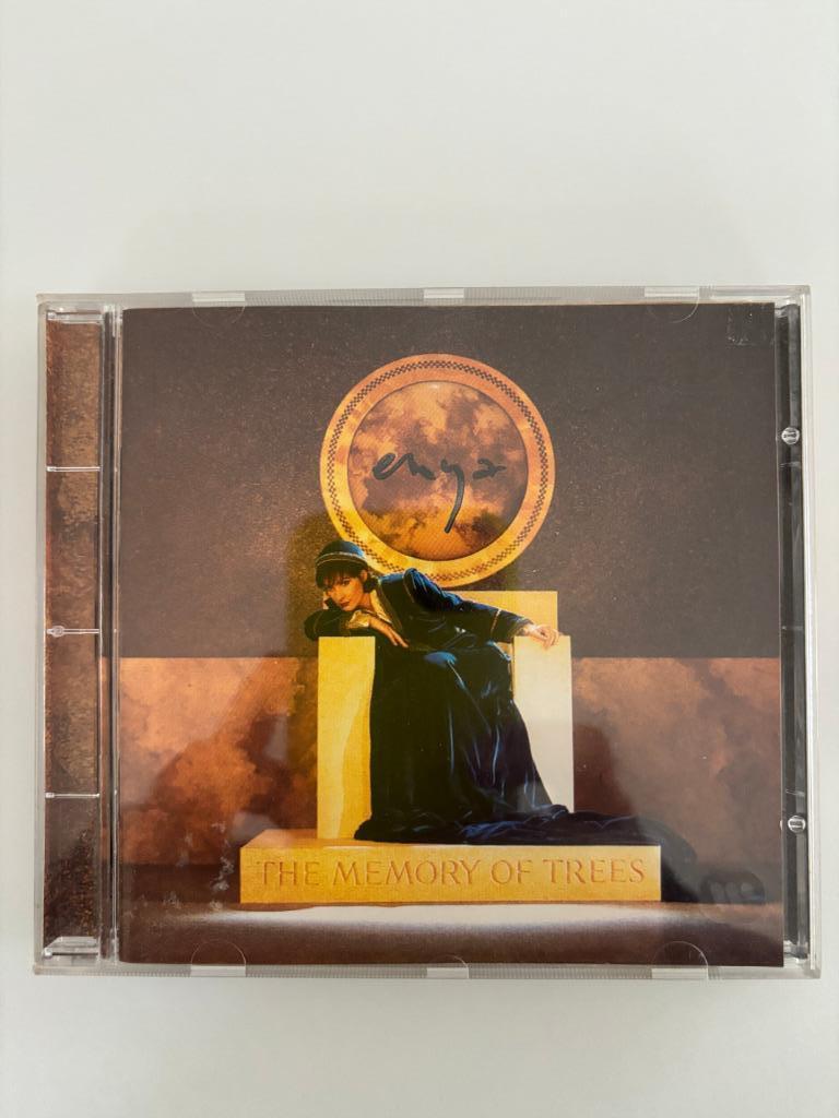 Enya - The Memory of Trees 1995, Ophalen of Verzenden, Gebruikt, Ambiënt of Lounge