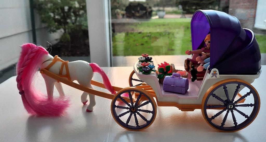 Playmobil 6856 Koninklijke koets met paard, Kinderen en Baby's, Speelgoed | Playmobil, Ophalen of Verzenden, Zo goed als nieuw