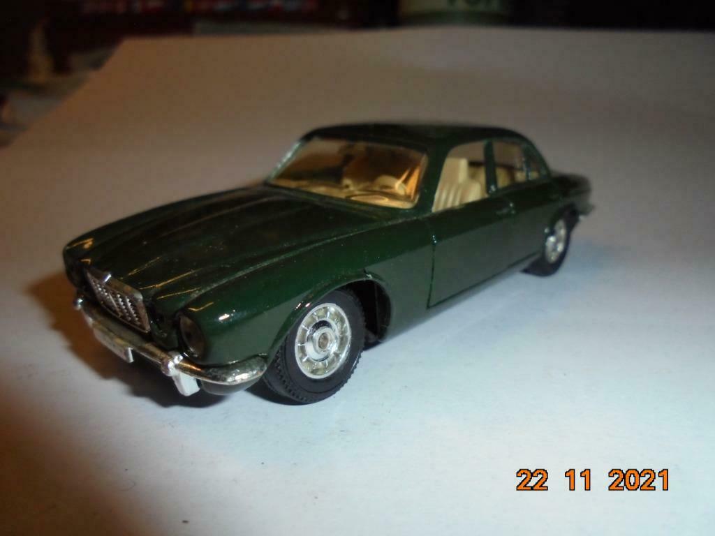 JAGUAR XJ 12 SOLIDO, Hobby & Loisirs créatifs, Voitures miniatures | 1:43, Enlèvement ou Envoi, Comme neuf, Voiture, Solido